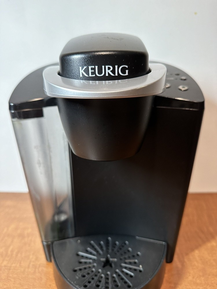 Keurig Single Cup Brewing System Coffee Maker Model B40 K-Cup Black