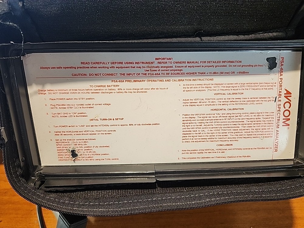 AVCOM PSA-65A Portable Microwave Spectrum Analyzer
