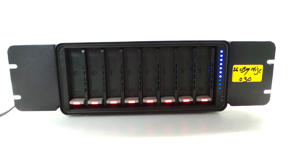 Data Robotics Drobo B800i Desktop iSCSI 8-Bays SAN Storage Array - Power tested