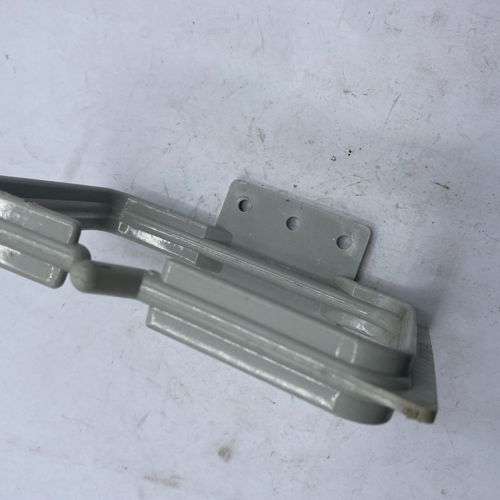 SIEMON S66146 NETWORK CABLE HANGER RSTR MEDIUM🔔