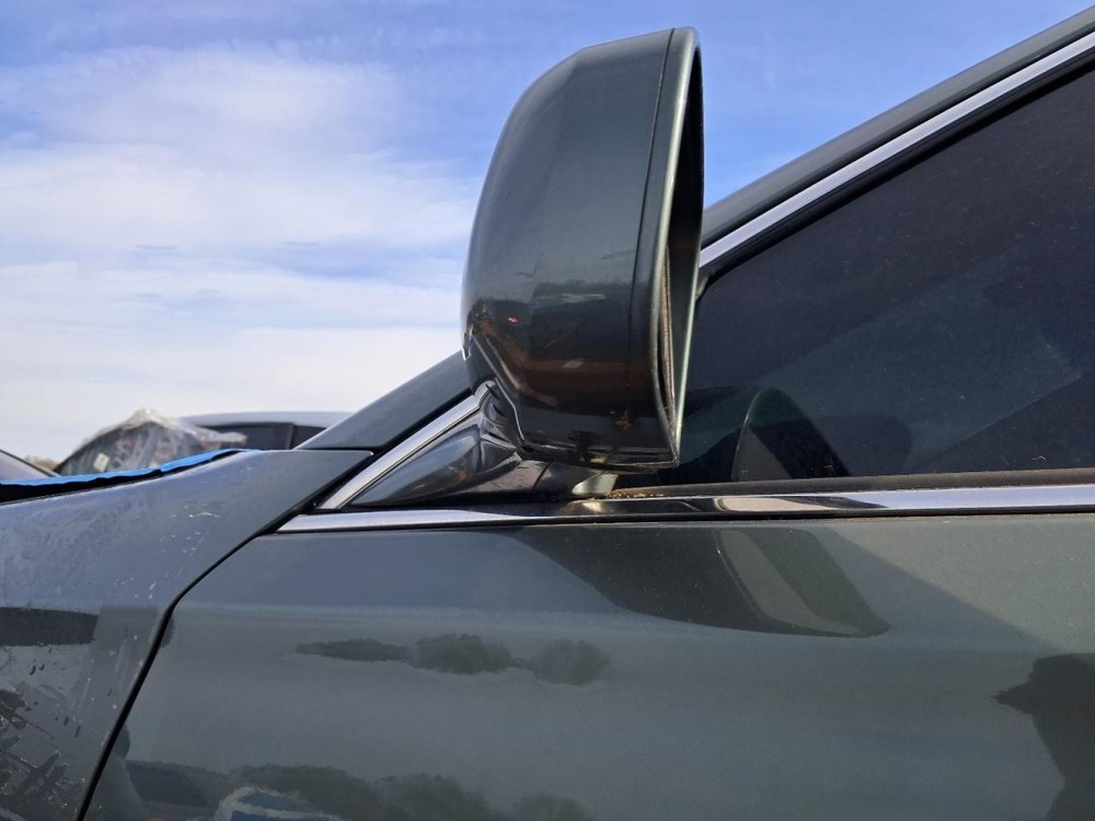 ES330 2005 Glove Box 5012744