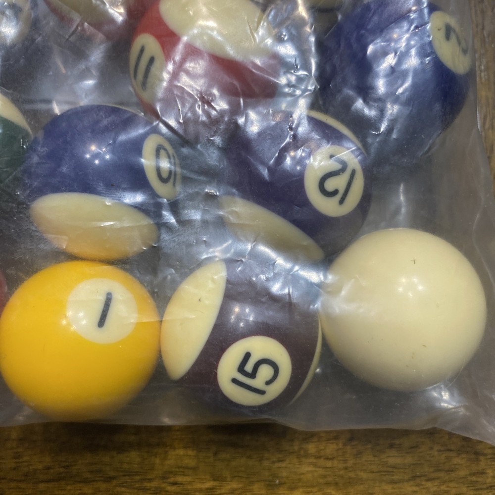 Mini Billiards Pool Ball’s - * Missing The 8 Ball *