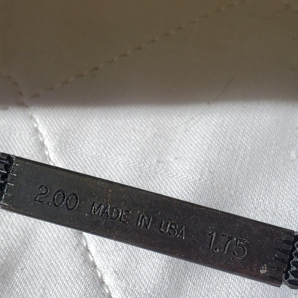 Crescent Nicholson Thread Restoring Files