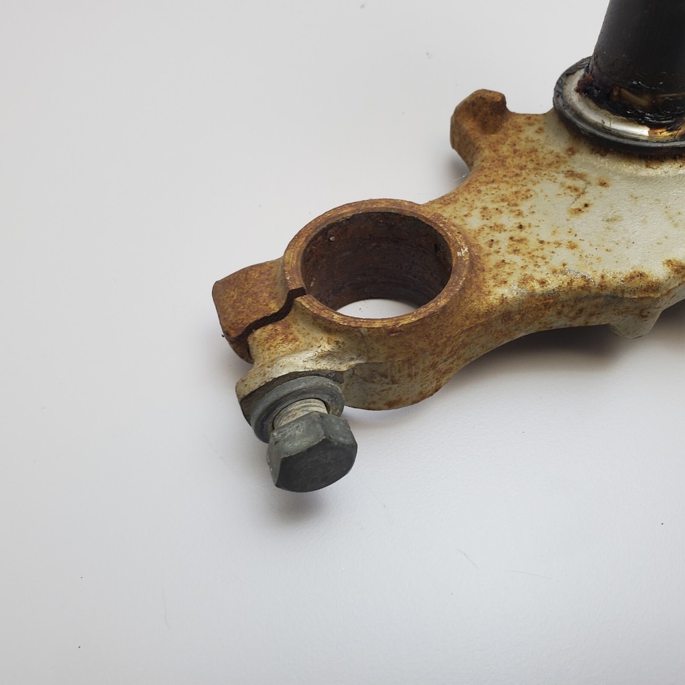 1973 Suzuki TS100 TS 100 Lower Triple Tree Clamp Steering Stem