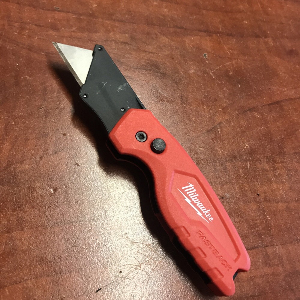 1x Milwaukee 48-22-1500 Fastback Compact Folding Utility Knife Open Pack