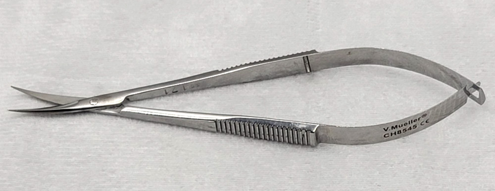 V. Mueller Jacobson Spring Handle Scissors Curved Blade CH8545 5-1/4"