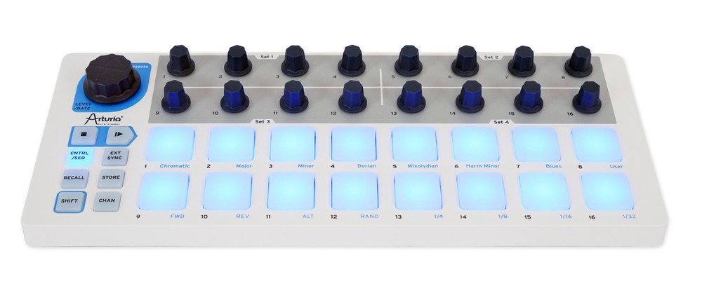 Arturia BeatStep 16-Step Analog Sequencer Midi USB DJ Pad Controller + Speaker