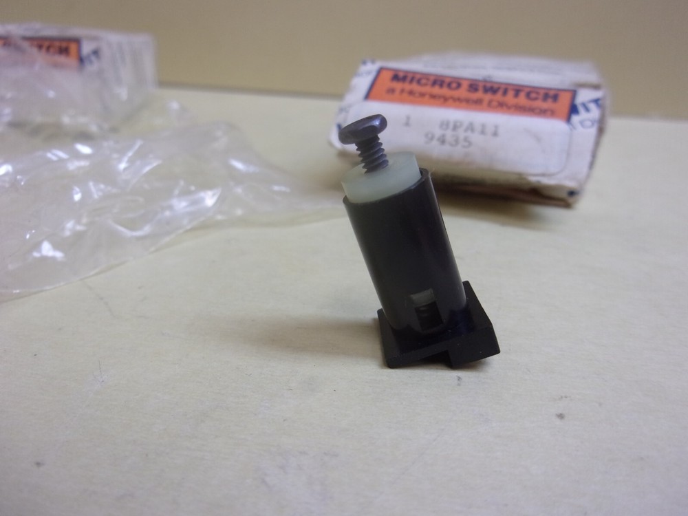 Microswitch 8PA11 Switch, lot of 3