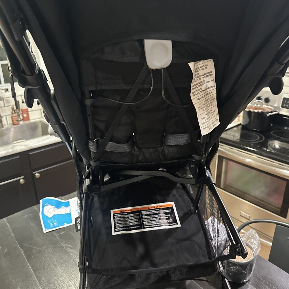 Maxi Cosi Mara XT Ultra Compact Stroller - Essential Black