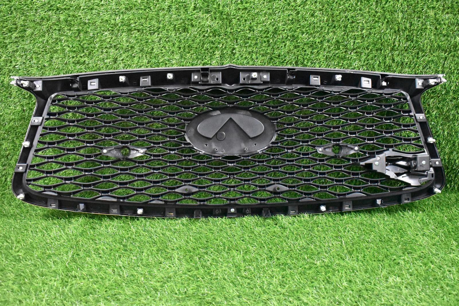 For 2017-2018 INFINITI Q60 Gloss Black Front Bumper Grille Without Camera Option