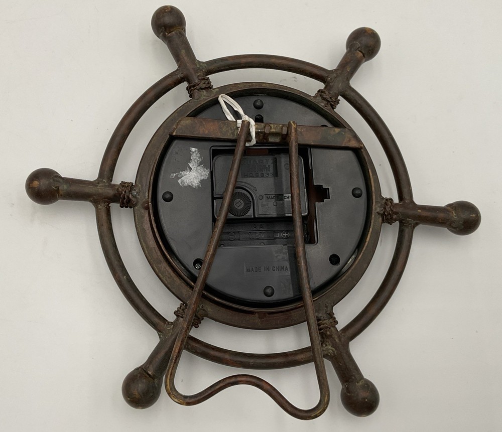 Nautical Ship Wheel-Style Clock Rustic Maritime Tabletop Decor *AS IS*