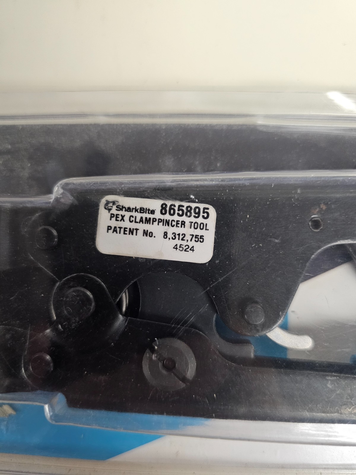 SharkBite Pex Clamp Tool 865895 NEW