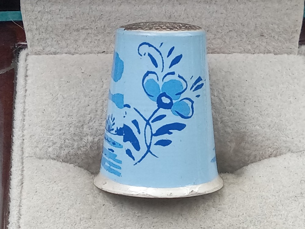 Sterling Silver Germany Thimble w. Windmill Scene: 1" x .75"