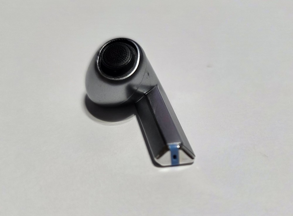 DEFECTIVE Silver Samsung Galaxy Buds3 PRO Wireless LEFT SIDE Earbud - NO POWER