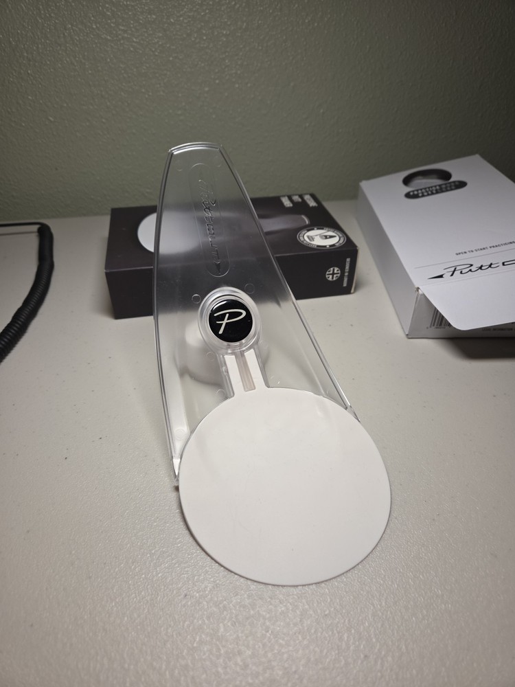 Puttout Pressure Putt Trainer (New Open Box Item)