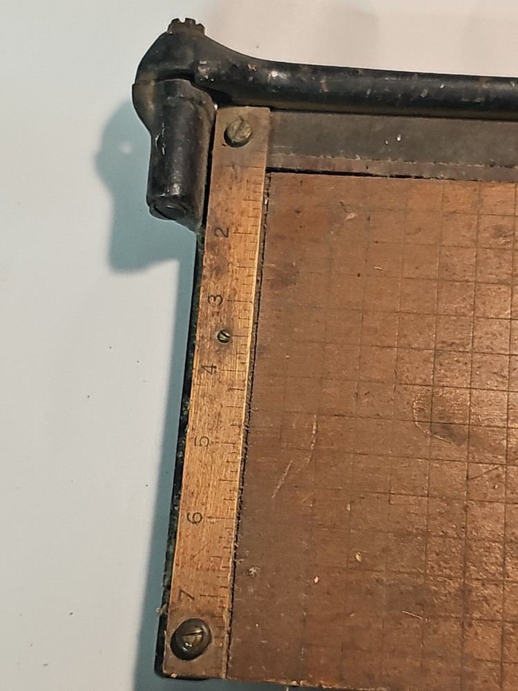 Vintage Ingento No 2 Paper Cutter