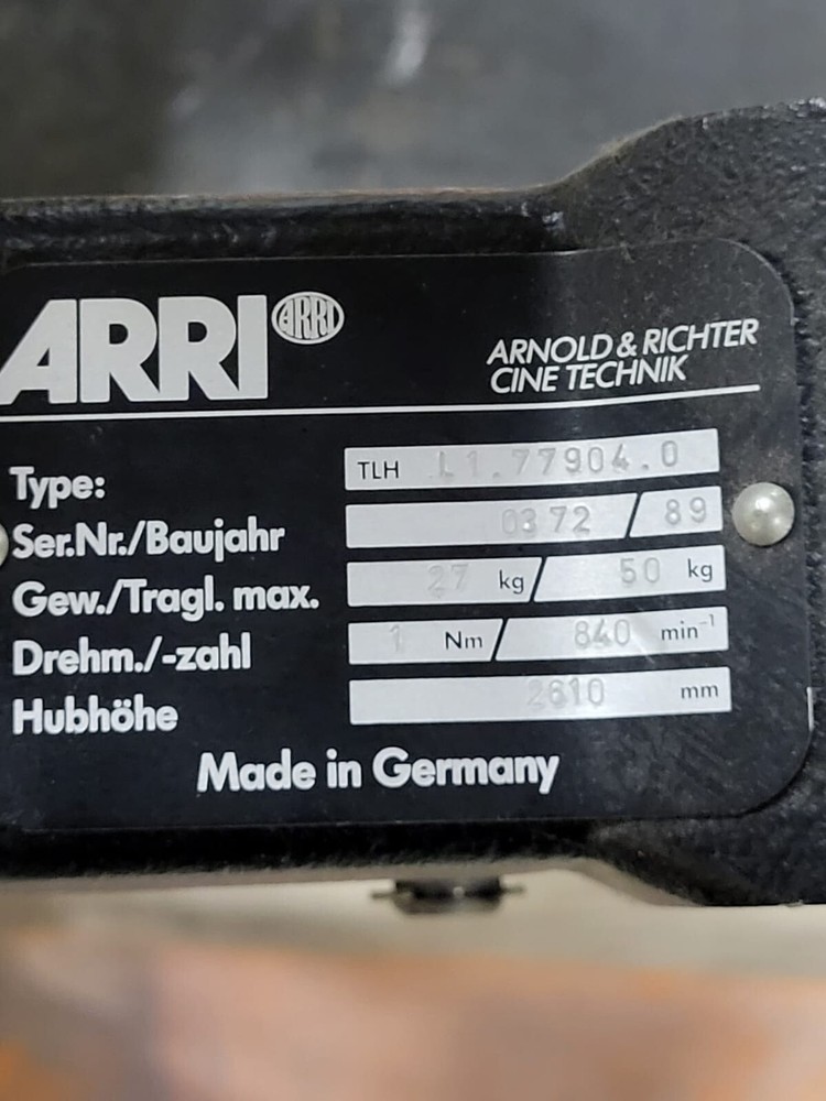 ARRI TLH , Studio telescope light hanger #2