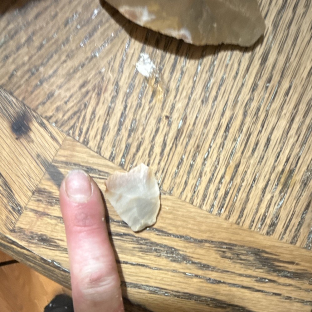 Native American Small Flint Knapped Artifact