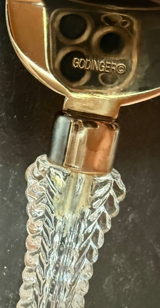 Godinger Cake Cutter/server