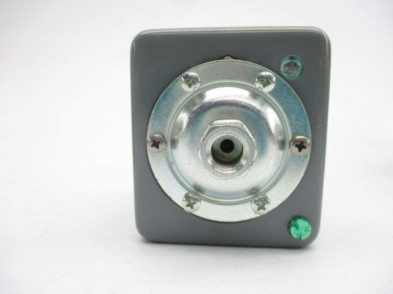 SQUARE D 9013GHG2J29 SER. C NSMP