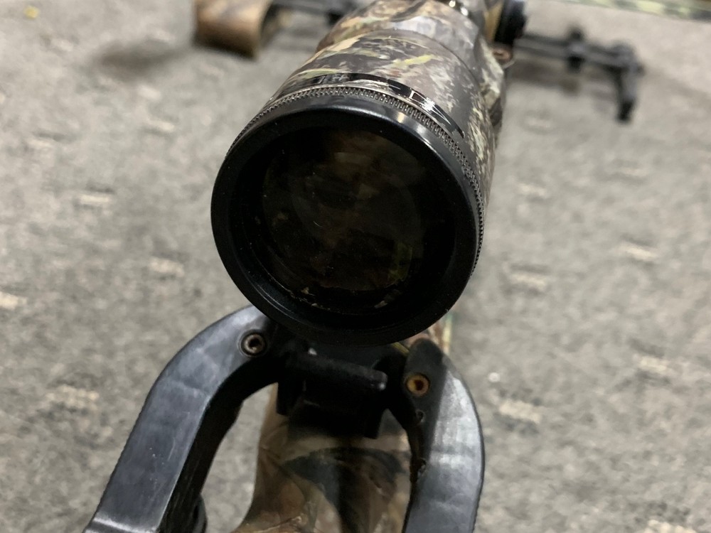 Tenpoint Phantom CLS Crossbow w/ Acu-Draw Cocking Device Scope & Quiver - Nice!