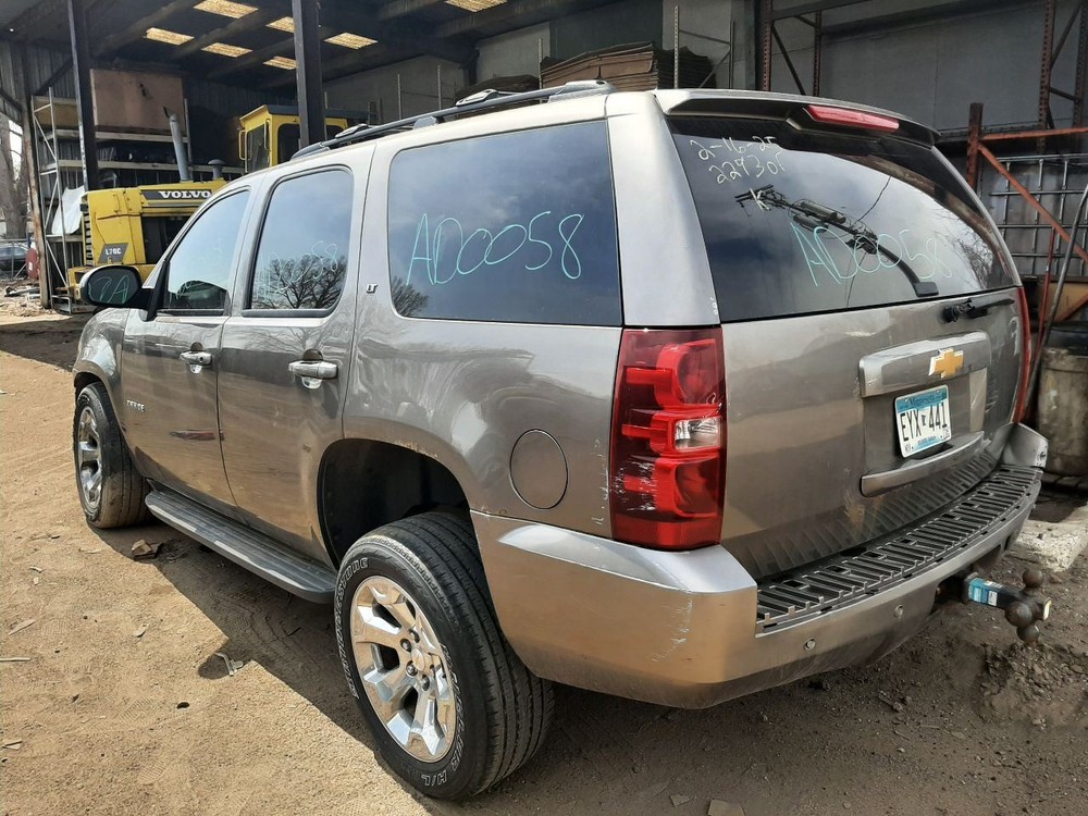 TAHOE 2012 High Mounted Stop Light 942064