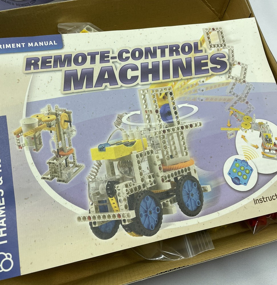 Thames & Kosmos Remote Control Machines Construction Kit Experiment Kit (New)