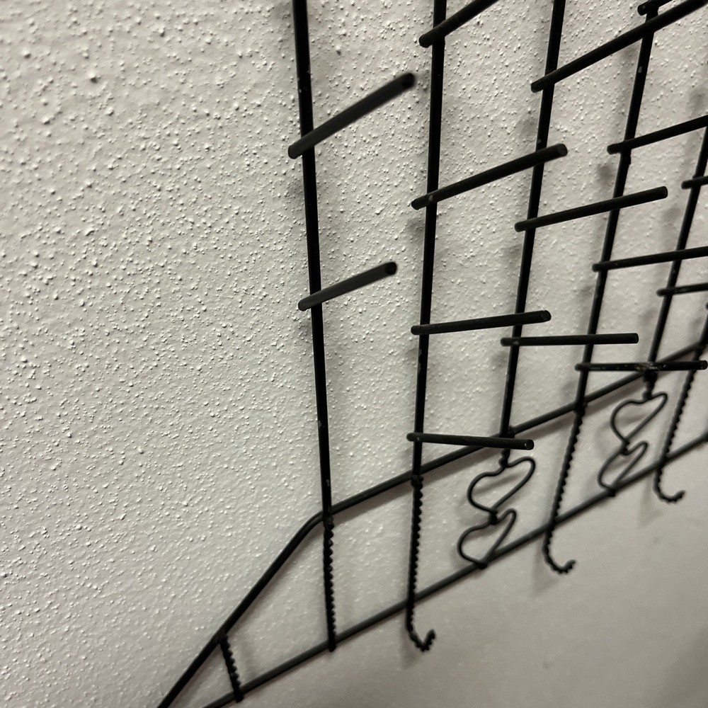 2-Thread Holder Wall 42-Spool Sewing Thread Rack Wall Mount Embroidery Thread