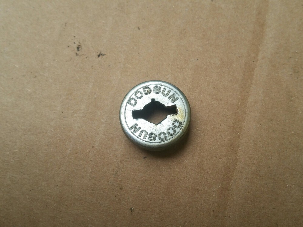 Vintage Dodsun Crankset Dust Cap Silver