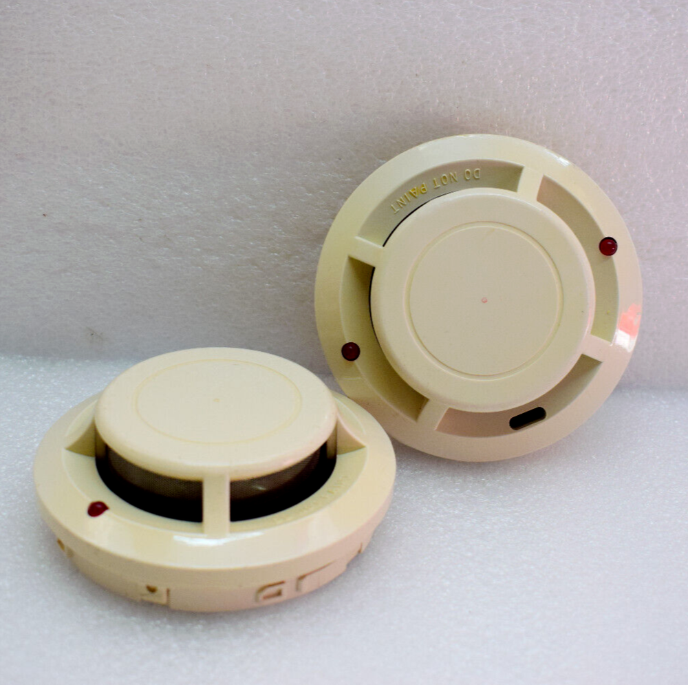 1x SYSTEM SENSOR 1151 SMOKE-AUTOMATIC FIRE DETECTOR HEAD US STOCK