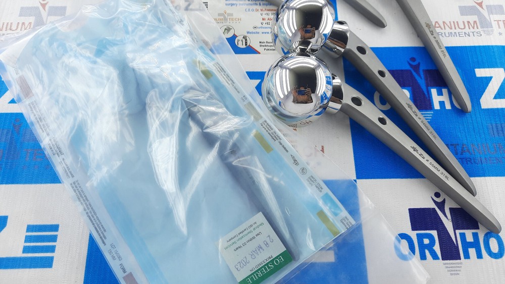 Hip Prosthesis Bipolar Orthopedic instruments (50mm and 51mm)