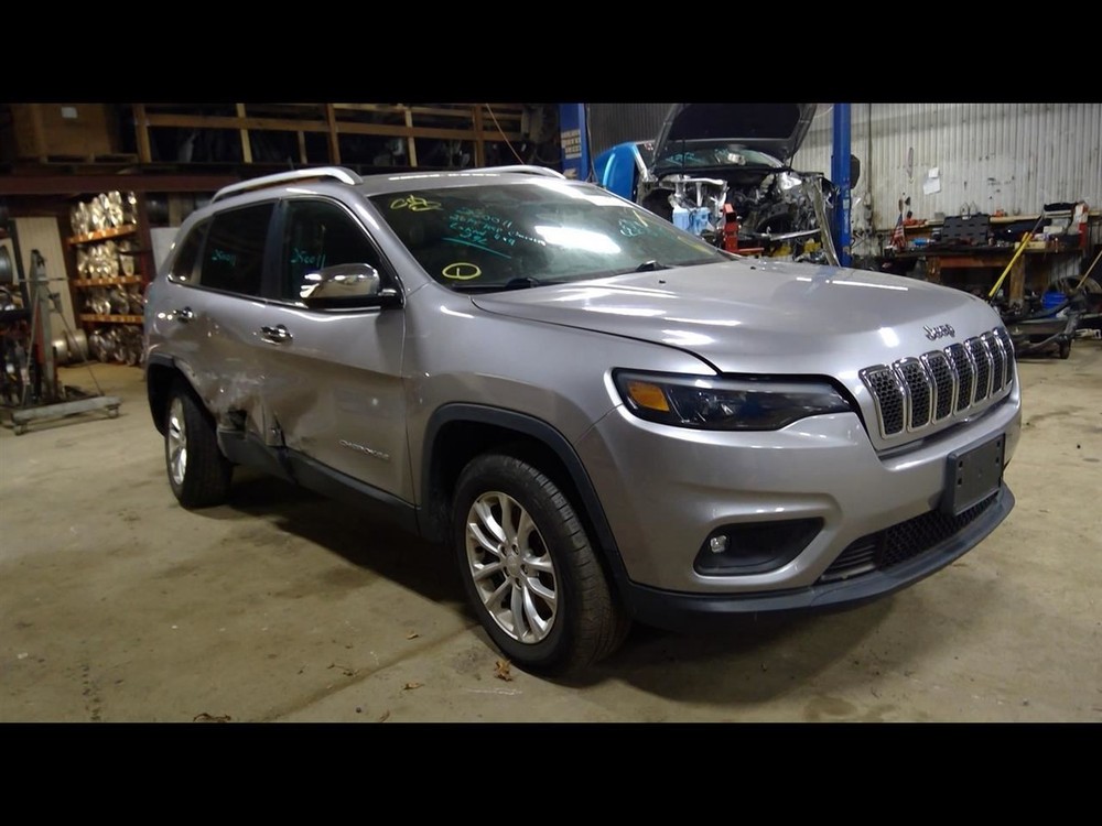 2019 CHEROKEE Automatic Transmission Shifter 1519968