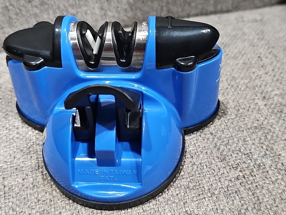 NEW SharpShark Knife & Scissors Sharpener Blue with Suction Base Pull Through