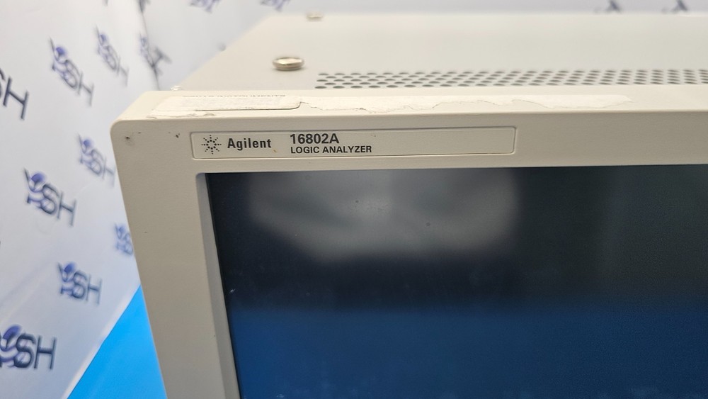 Agilent 16802A : Logic Analyzer with option 103, 101, 111