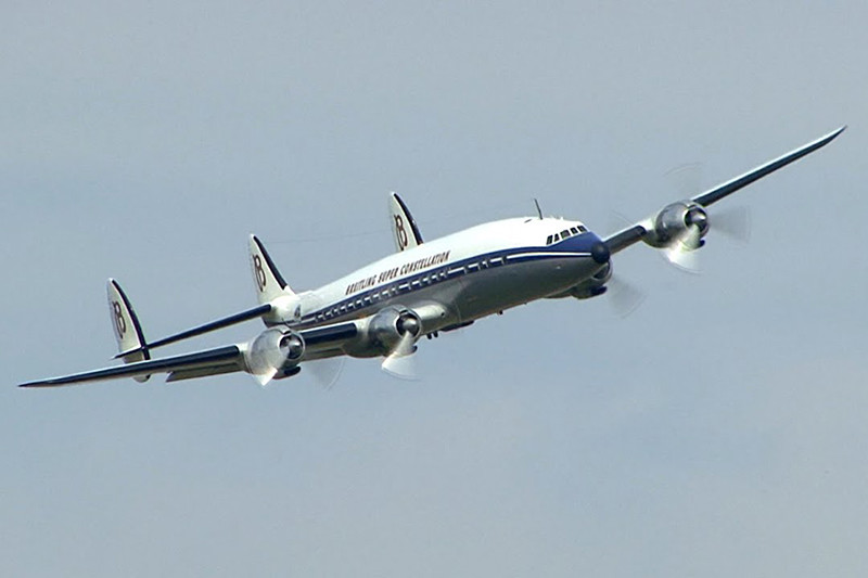 Model Airplane Plans (RC): Lockheed Super Constellation 1/24 Scale 61" Wingspan