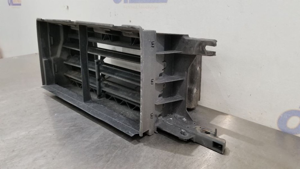 17 FORD F150 LOWER AIR SHUTTER 3.5L