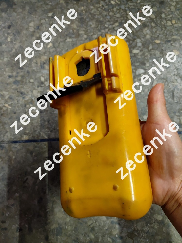 FLUKE 787 PROCESSMETER WLEADS (SHIPS FAST) FREE SHIPPING (TESTED)