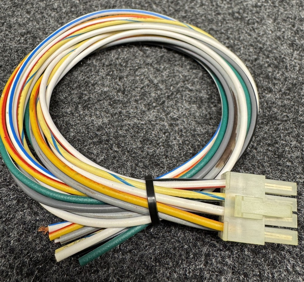 AUTOCOMMAND DESIGNTECH REMOTE START 8 PIN WIRE HARNESS.