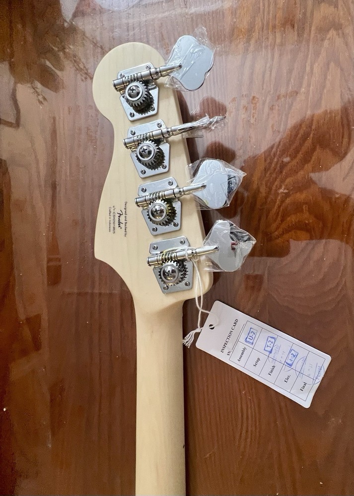 Squire Affinity Precision Bass Satin & Gloss Maple Neck Modern C Maple Open Box