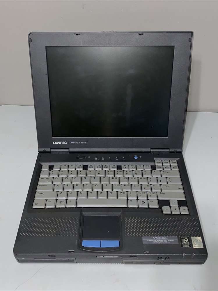 Vintage Compaq Armada E500 PP2060 Laptop Computer Pentium II Windows 98 UNTESTED