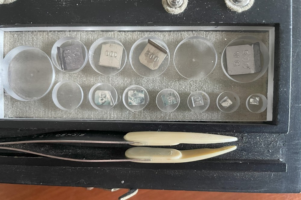 Vintage Becker calibration weight set