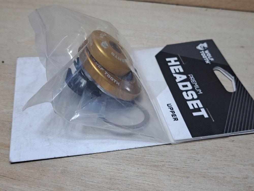 Wolf Tooth Headsets - Integrated Upper IS41/28.6, 8mm Stack, Gold / Knock-Block