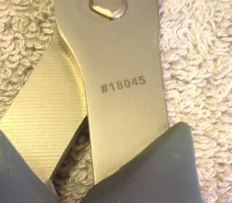 Clauss Scissors/Shears All Purpose Shears Titanium Rubber 18045 Preowned