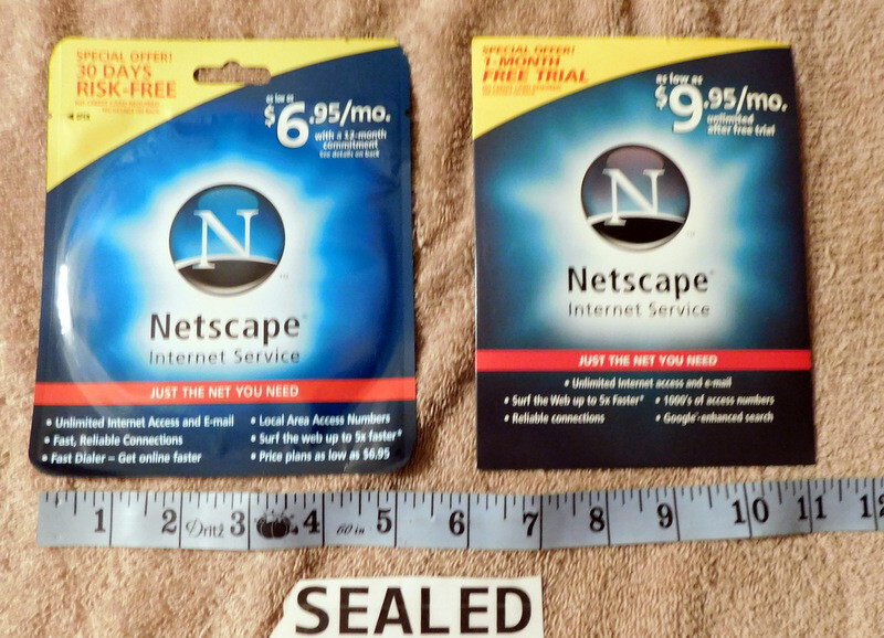 2 Vintage Netscape Internet Service Installation Disc Software for PC Windows