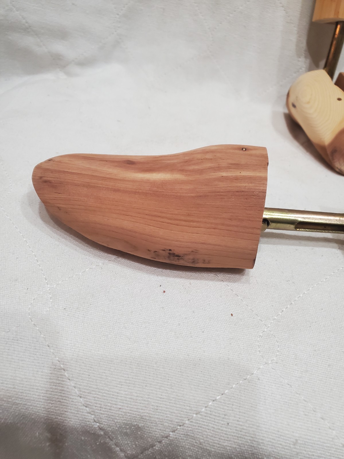 Cole Haan Shoe Tree Wood Split Toe Cedar - Size Large