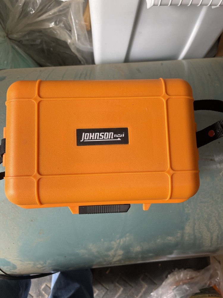 Johnson Automatic Level 26x 40-6926 With Case New in Open Box