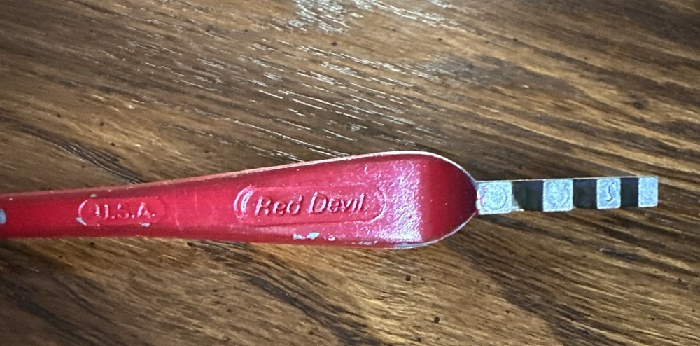 Vintage Red Devil Glass Cutter No. 1063