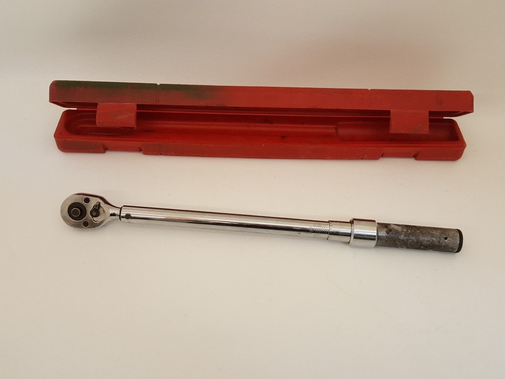 Wright Tool 4477 adjustable click torque wrench 1/2" drive 30-150 ft lbs