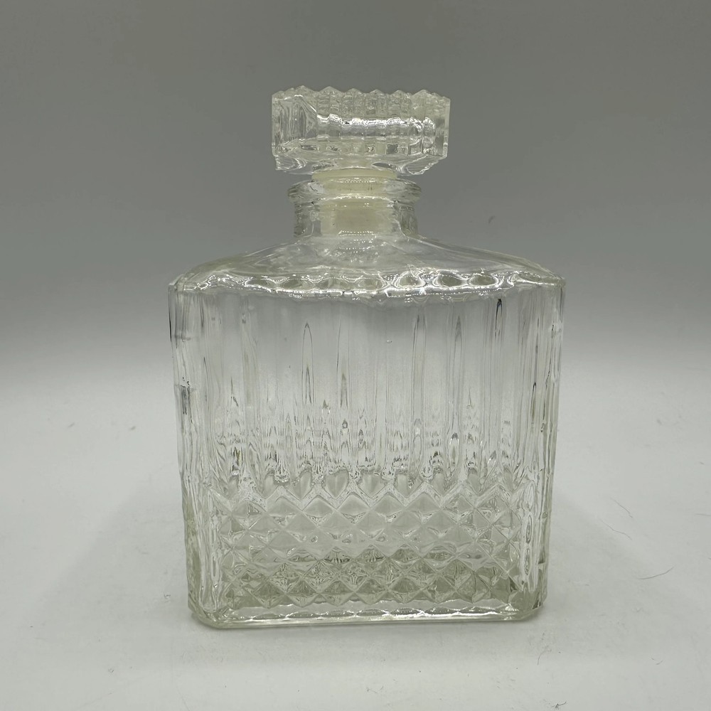 Whiskey Decanter Diamond Pattern 4.5" Tall