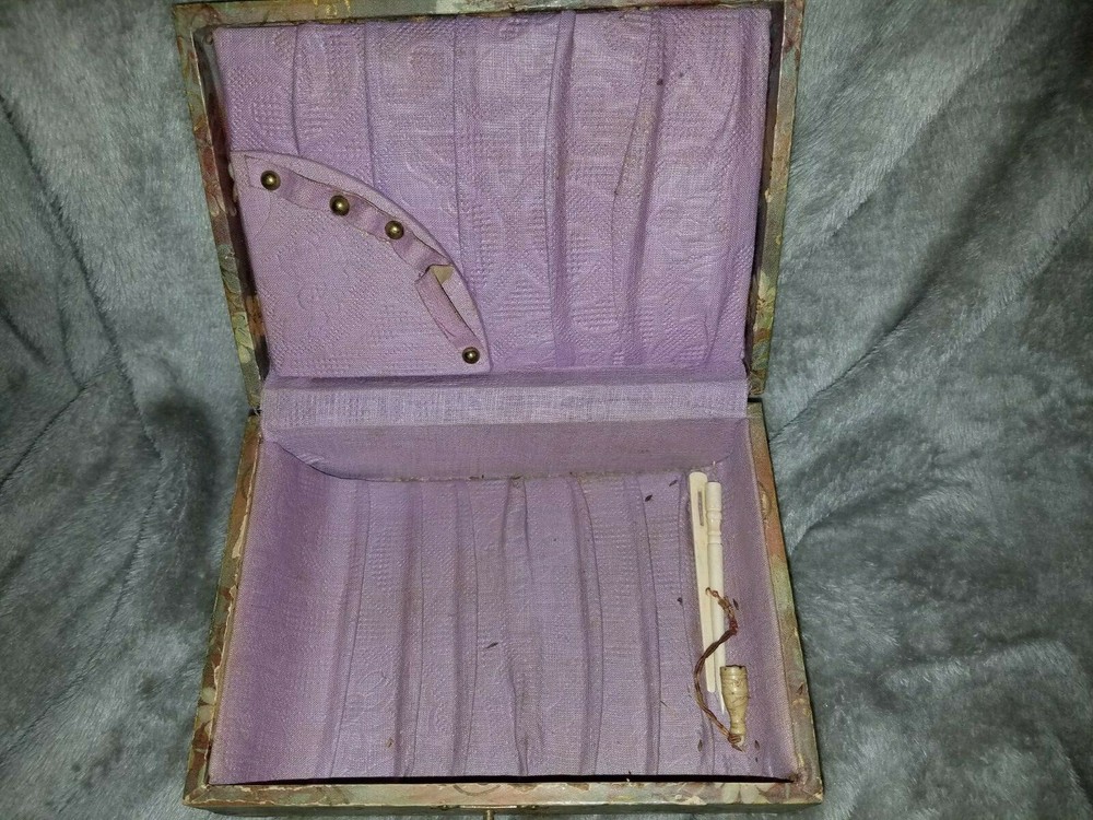 Vintage Victorian Vanity Box
